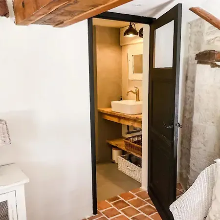 Domaine De Pragelier, Petronille 3* Tourtoirac