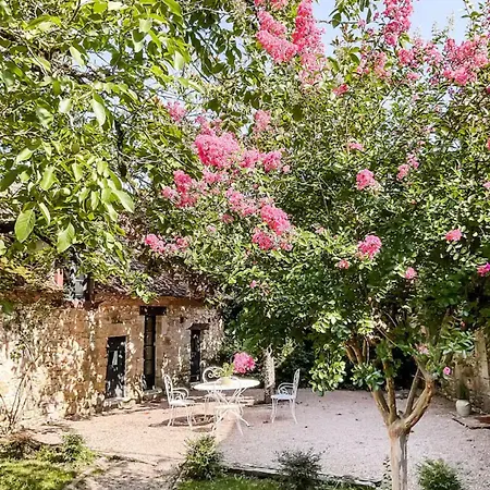 Domaine De Pragelier, Petronille 3*